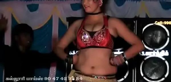  Hot girl Tamil sex dance at public